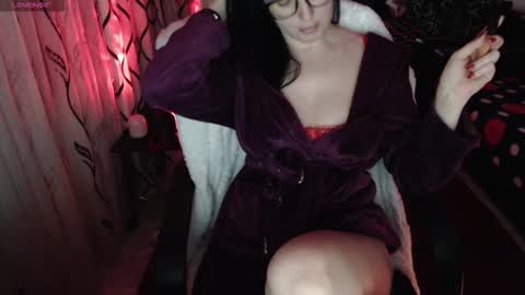 EVADREAM online show from December 14, 3:40 pm