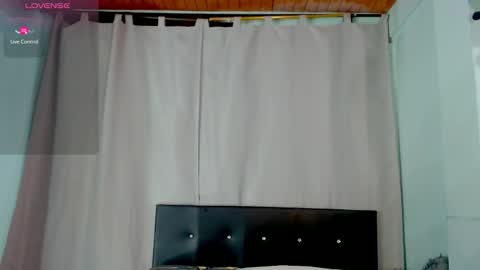 Evah Lee online show from February 2, 5:15 am