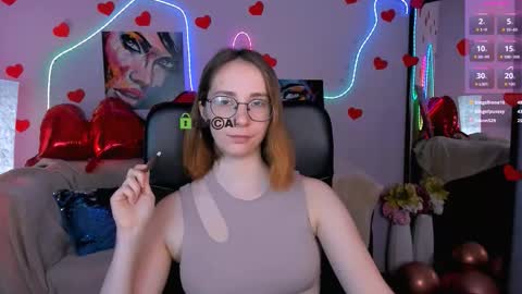 evalora online show from February 17, 1:32 pm