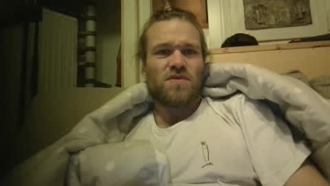 Han online show from March 2, 8:15 pm