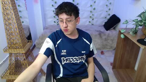 Evan online show from March 30, 11:54 am