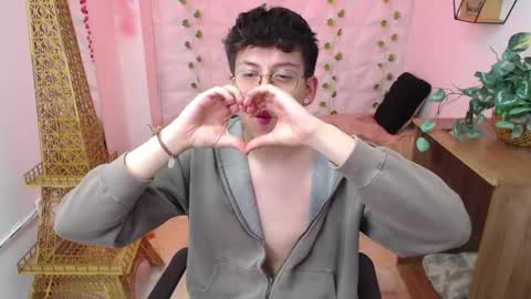 Evan online show from March 31, 1:00 pm