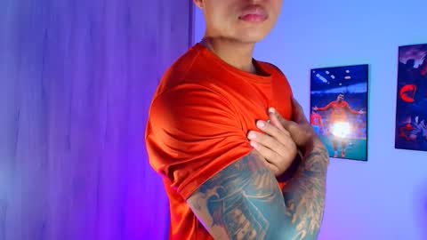 Snapshot of evan_greey chatting on October 16, 6:02 am EVAN GREY online show from October 16, 6:02 am