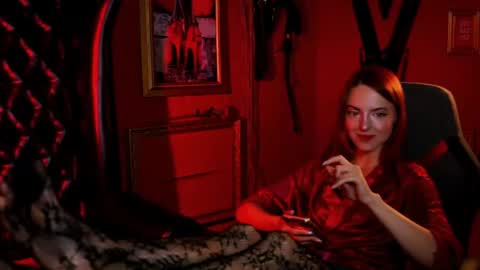 Eva  online show from June 17, 3:50 pm