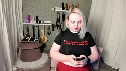 Evan Harlowe online show from December 3, 11:38 pm