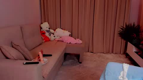 evanonsense online show from November 25, 4:17 pm