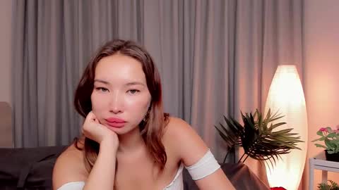 Snapshot of evanonsense chatting on March 3, 2:04 am evanonsense online show from March 3, 2:04 am