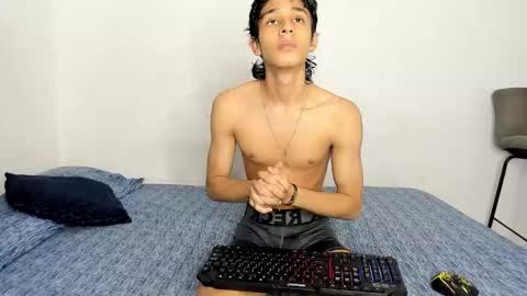 Evans collins24 online show from December 20, 11:12 pm