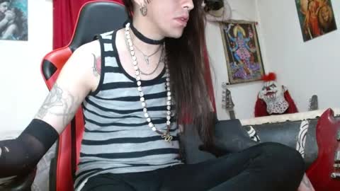 evans_xy online show from April 26, 10:29 pm