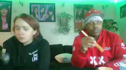 evanschris2048 online show from December 2, 1:15 am