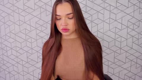 E V A  online show from February 11, 7:02 am