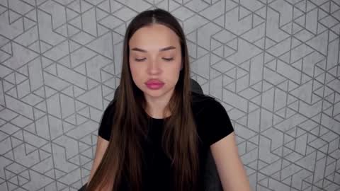 E V A  online show from February 19, 3:17 am