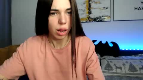 Eva  online show from January 5, 3:13 pm