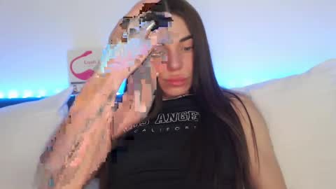 Eva  online show from February 11, 6:44 pm