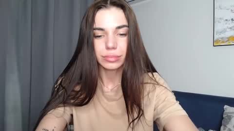 Eva  online show from January 6, 7:56 pm