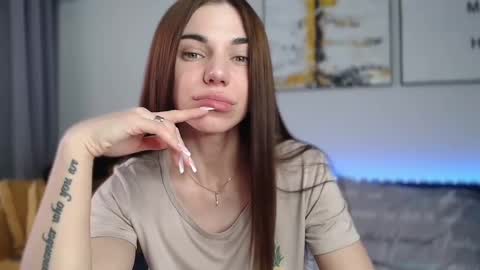 Eva  online show from March 10, 2:59 pm