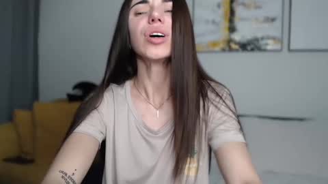 Eva  online show from February 22, 7:58 pm