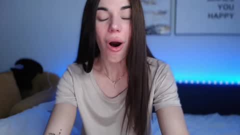 Eva  online show from February 26, 5:00 pm