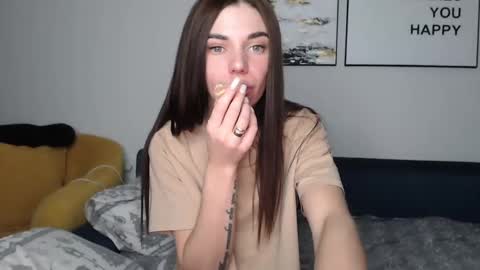 Eva  online show from January 6, 4:34 pm