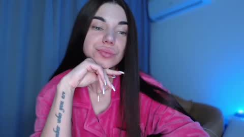 Eva  online show from February 17, 9:00 pm