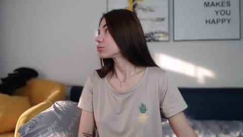 Eva  online show from March 11, 1:45 pm