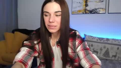 Eva  online show from January 8, 4:33 pm