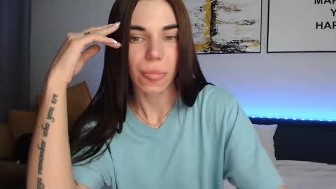 Eva  online show from February 13, 7:10 pm