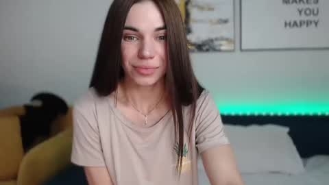 Eva  online show from March 4, 1:06 pm