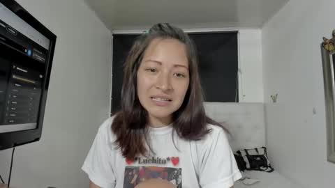 Evelyne online show from February 10, 5:32 am