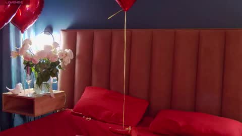 Evelyn online show from February 16, 8:01 am