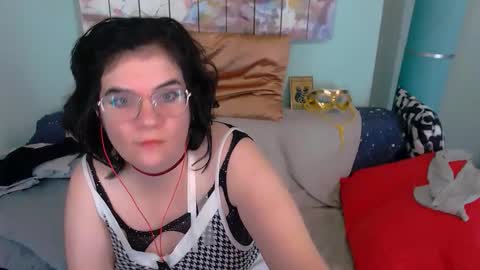 Snapshot of everly_rays chatting on October 26, 9:14 pm Everly online show from October 26, 9:14 pm