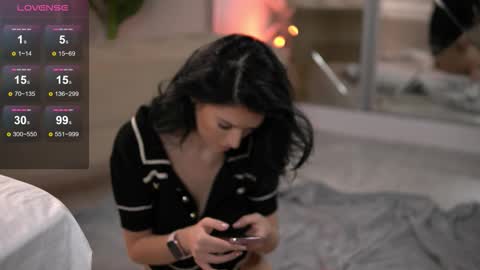Eveselene online show from October 23, 6:26 am