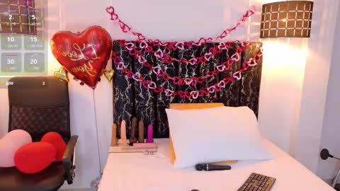 evvaa_moon online show from February 13, 1:03 pm