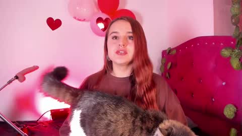 Snapshot of evy_orange1 chatting on February 9, 10:31 am EVY online show from February 9, 10:31 am