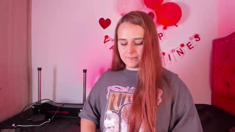 Snapshot of evy_orange1 chatting on February 12, 5:05 pm EVY online show from February 12, 5:05 pm