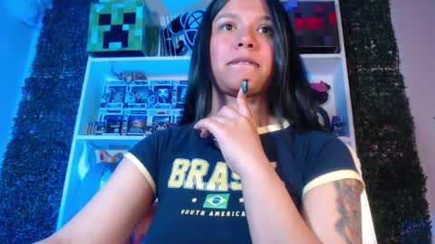Im Evy online show from June 16, 4:11 pm