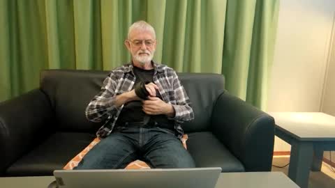 Naaktloper online show from January 9, 6:13 pm