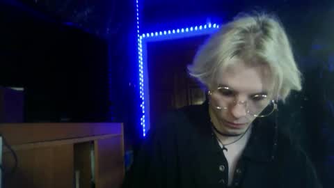 Essa online show from March 19, 1:16 pm