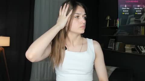 Ann online show from March 19, 7:19 pm