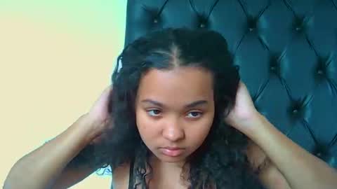 courtney online show from April 18, 6:37 am