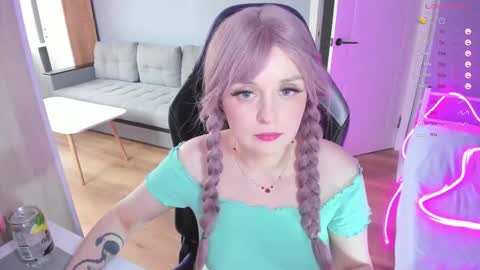 Snapshot of exhoneyangel chatting on October 13, 11:34 am  Amy  online show from October 13, 11:34 am