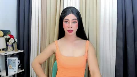 expensive_elise online show from February 12, 4:10 pm