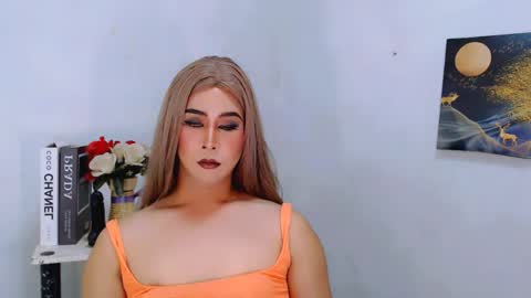 expensive_elise online show from April 8, 5:16 pm