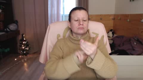 Crystal online show from January 11, 7:49 am