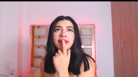 eylin_sofia online show from February 17, 7:37 am