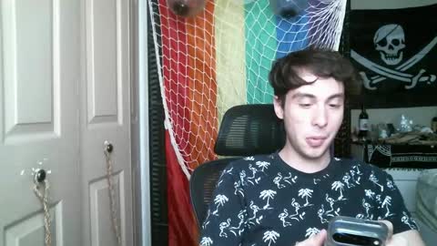 Ezra Naamah online show from March 29, 6:09 pm