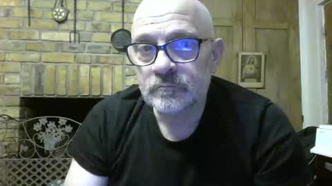 f1zzeek online show from February 5, 8:23 pm