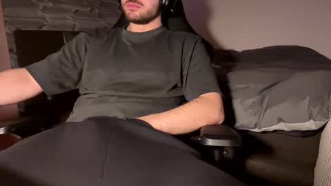 Call me bitch online show from January 27, 6:31 pm