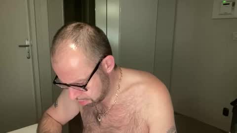 Snapshot of fabiothick chatting on October 11, 8:34 pm fabiothick online show from October 11, 8:34 pm