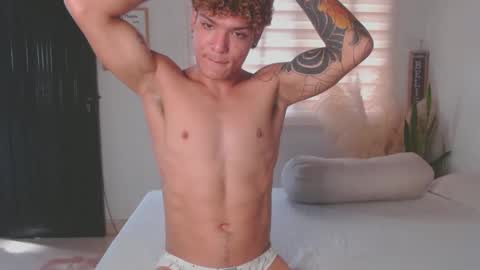 Snapshot of fabrizio_amery chatting on January 19, 8:41 pm -  A N D E R online show from January 19, 8:41 pm